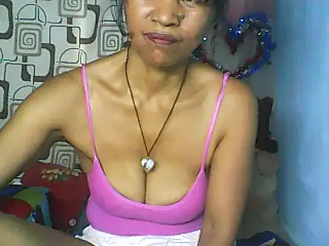 nene belle online show from January 12, 2:11 pm