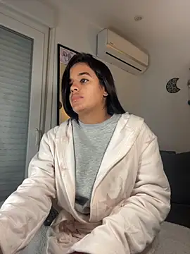 EmelyRogers online show from November 20, 7:48 pm