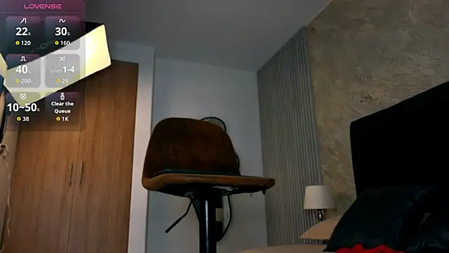 lola  sweetx online show from April 14, 11:43 am