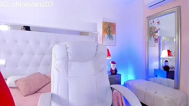 Chloe evans   online show from December 15, 11:37 am