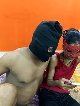 sexycouplemh09 online show from March 25, 5:05 pm