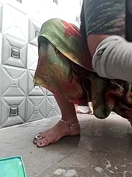 Snapshot of Archna-ji chatting on September 16, 5:04 am Archna-ji online show from September 16, 5:04 am