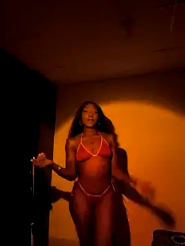 lilit kyteler online show from April 23, 2:30 am