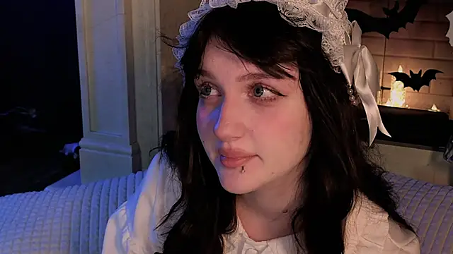 ELLIEJAY online show from October 28, 5:13 am