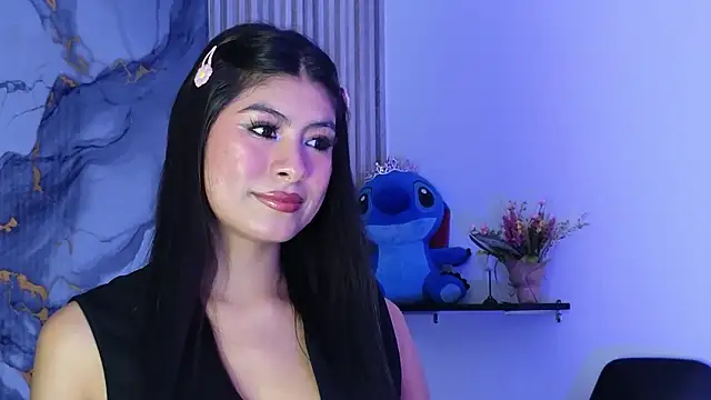 LissaWiild online show from February 11, 8:32 pm