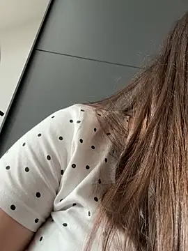 Loella-Rose online show from March 22, 12:11 pm