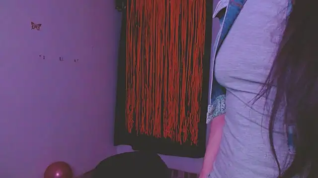 ella peck online show from October 5, 3:11 am