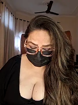 SEXY-Sardarni online show from September 28, 8:52 am