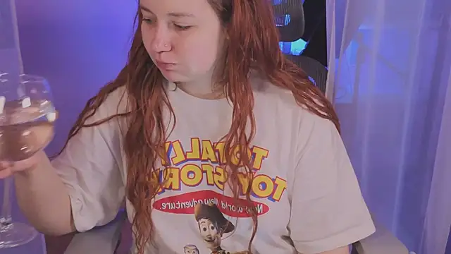 carolina elf online show from November 20, 1:56 pm