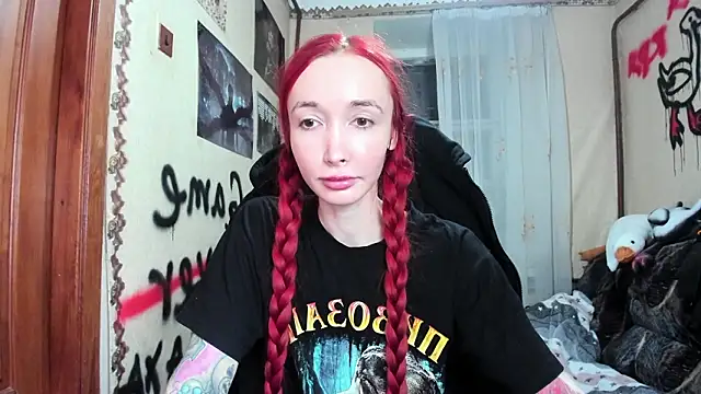 Roxy Silver online show from February 21, 8:20 pm