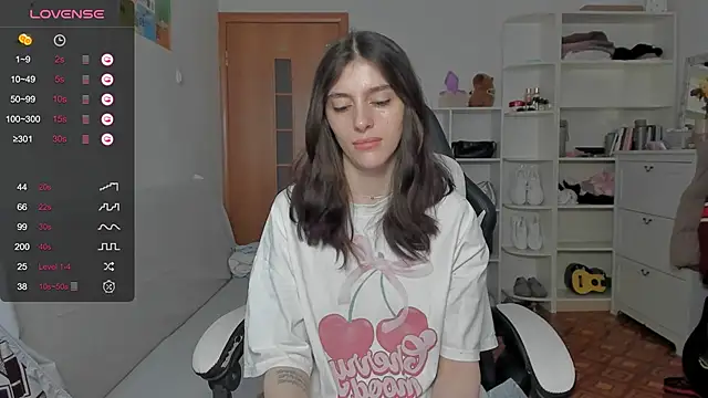 broosnica1 online show from April 7, 8:05 am