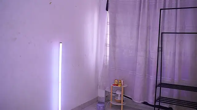 Samanta cutee online show from March 6, 7:53 pm