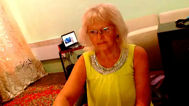 Natali7634 online show from October 18, 7:22 am