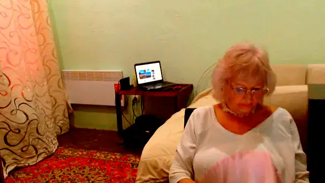 Natali7634 online show from November 11, 6:42 am