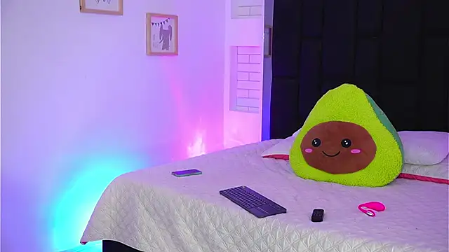 Marianamonroe  online show from March 18, 7:19 pm