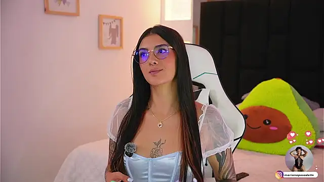 Marianamonroe  online show from April 2, 7:11 pm