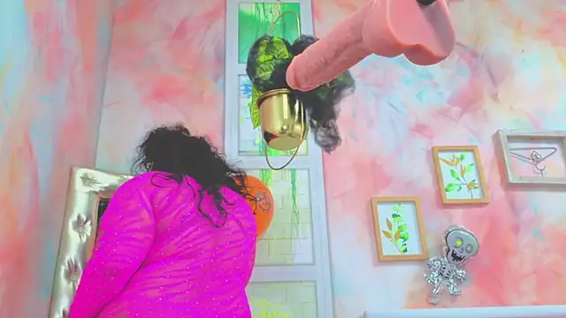 Idiris big online show from October 28, 2:01 pm