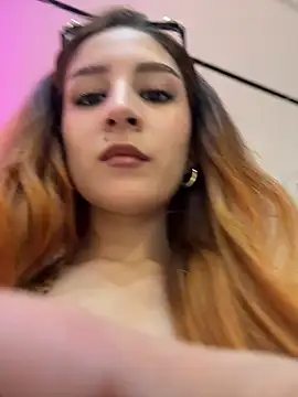 Mon Cherry online show from December 21, 1:54 am