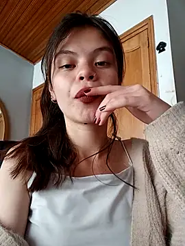 Violeta 12- online show from February 6, 7:06 pm