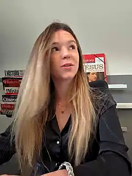 lucie mehott online show from October 16, 7:00 am