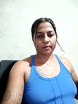 Giselabrunette25 online show from December 3, 10:28 am