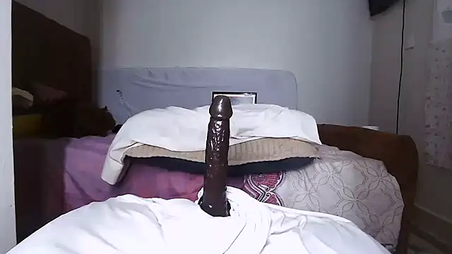 shoshortyy online show from November 21, 1:51 am