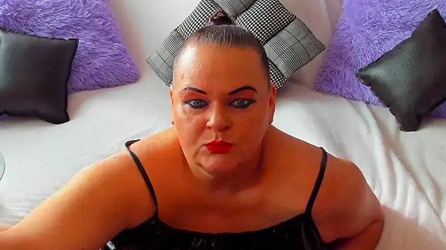 MilanaBiegert online show from September 27, 8:10 am