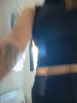 HotXMom online show from April 22, 5:59 am