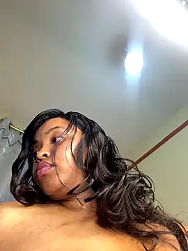 Snapshot of Linahlove chatting on September 21, 9:02 pm Linahlove online show from September 21, 9:02 pm