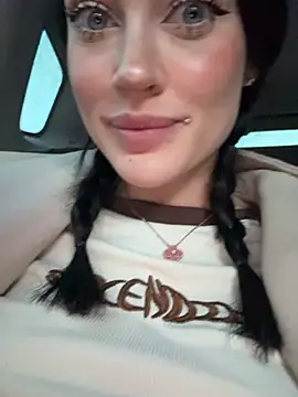 Melissa crazy online show from March 17, 4:00 pm