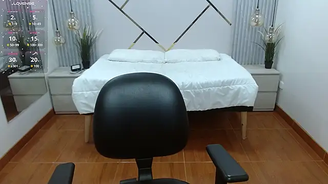 LenaRoses online show from September 24, 7:46 pm