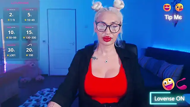 beauty chl0e online show from May 31, 7:37 pm