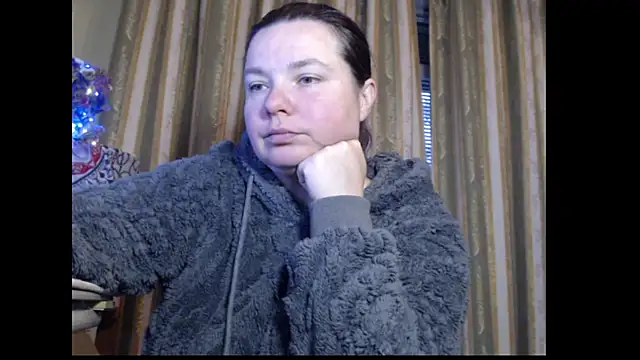 Snapshot of amorelara chatting on October 1, 4:39 am amorelara online show from October 1, 4:39 am
