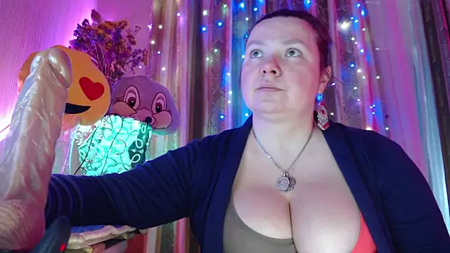 amorelara online show from March 27, 9:54 am