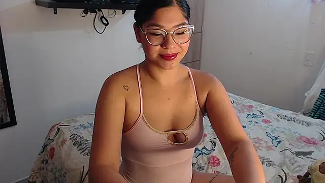 Snapshot of Prins_jazmin chatting on October 14, 10:18 am Prins jazmin online show from October 14, 10:18 am