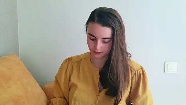 Miss Arwen online show from July 24, 7:17 am
