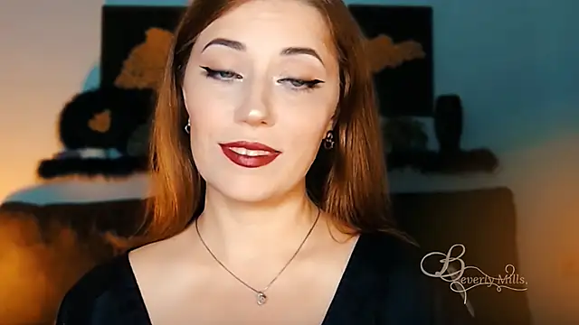 MissBeverlyMills online show from September 29, 1:22 am