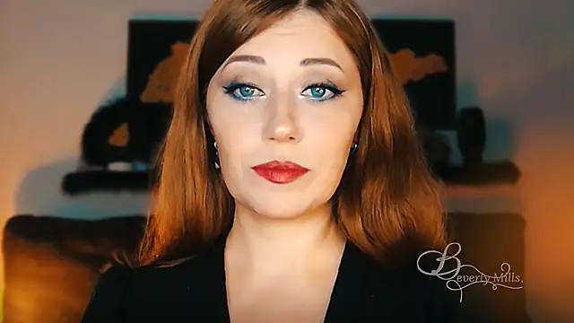 MissBeverlyMills online show from September 25, 7:55 pm