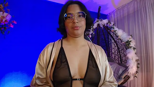 Emmapark  online show from April 14, 6:41 pm