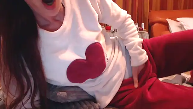 Snapshot of LovelyAndraGirl chatting on September 30, 2:06 am LovelyAndraGirl online show from September 30, 2:06 am