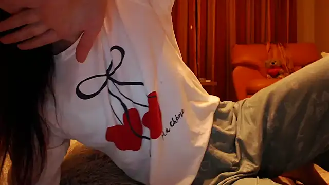 LovelyAndraGirl online show from July 9, 11:06 pm