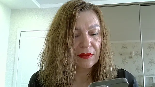 Alexandra-Rosee online show from April 2, 6:00 am