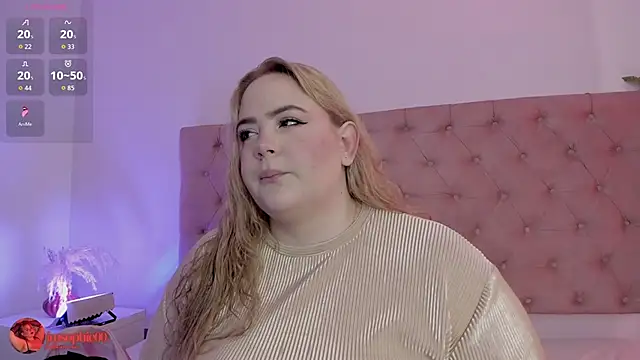 sophiarossee  online show from April 8, 1:02 pm