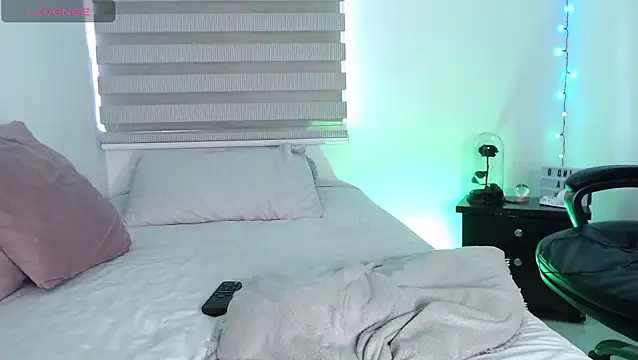 Megan FE online show from April 2, 12:46 pm