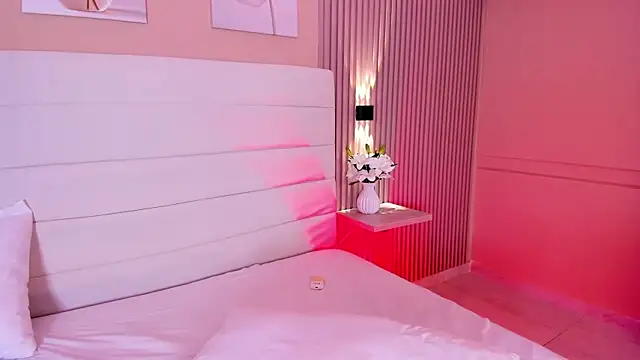 Lilly 2809  online show from March 31, 4:01 am