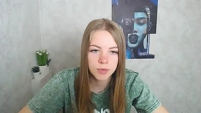 AliceFlirtt  online show from September 13, 8:33 am