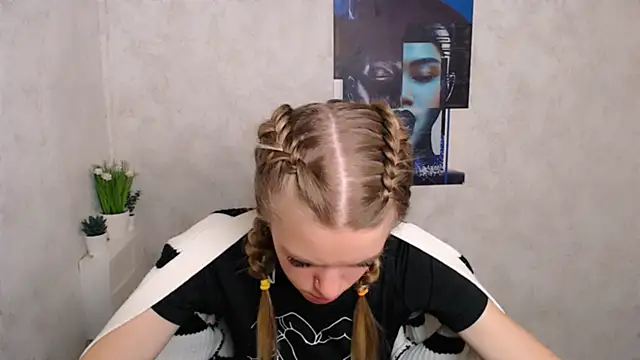 AliceFlirtt  online show from September 17, 8:56 am