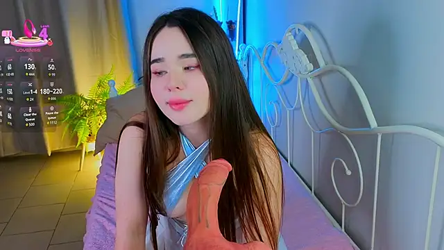 KateBleare online show from October 10, 3:28 pm