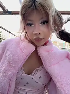 jackelinuh online show from February 15, 12:15 pm