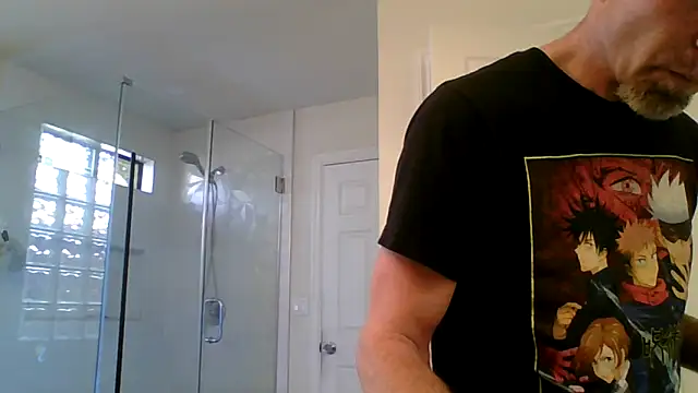 El Gizmo online show from June 12, 11:24 pm